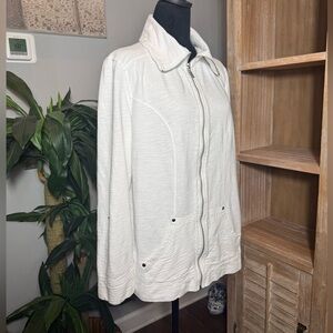 Lizwear, White Textured Zip-Up Jacket Silver Stud Detail, Size XXL